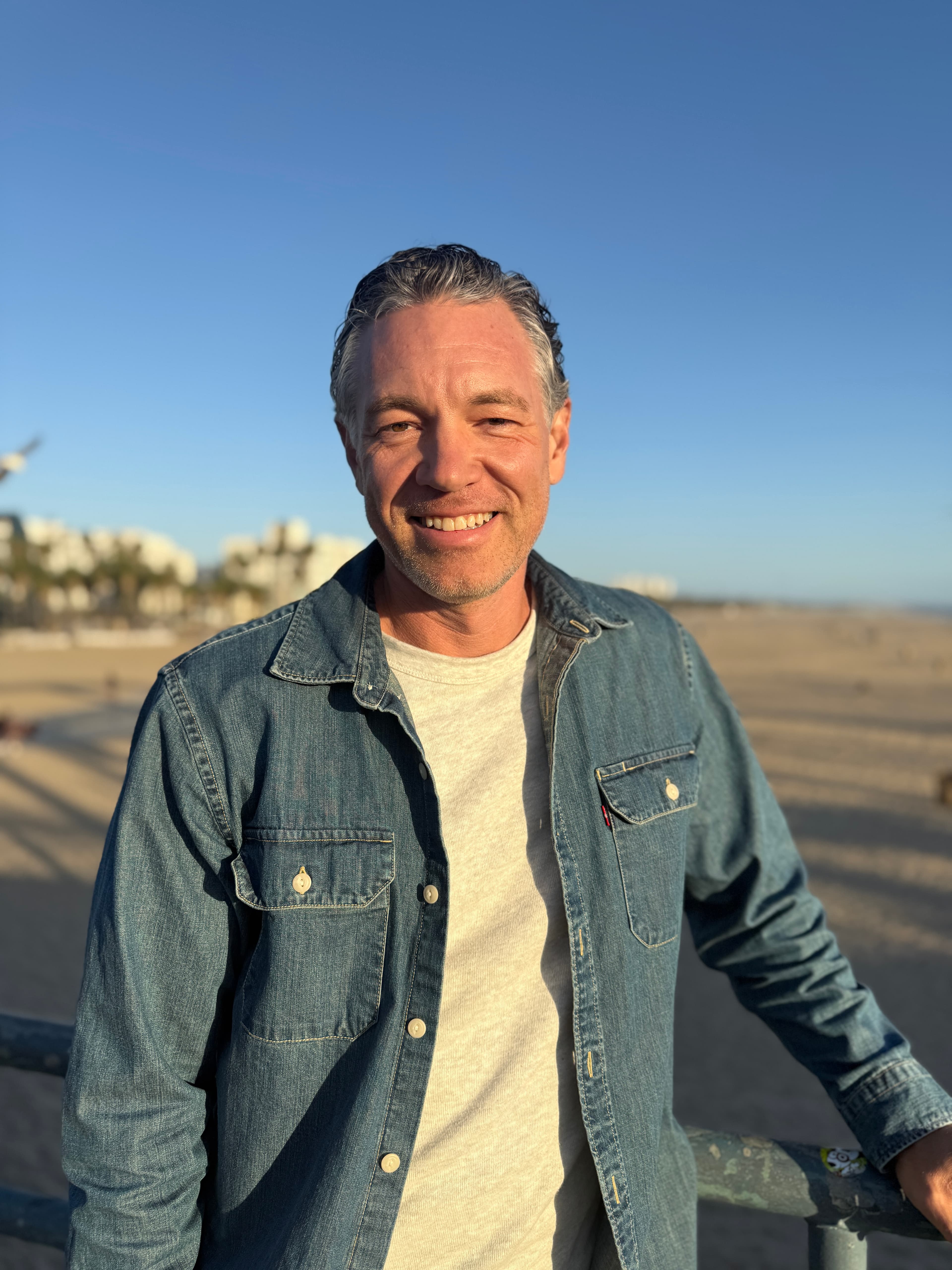Jason Weaver on the beach